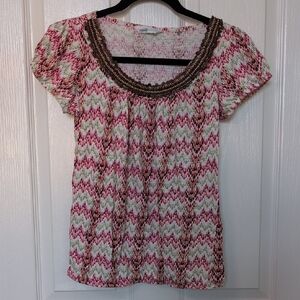 Stylish Multicolor Zigzag Blouse with Beaded Neckline